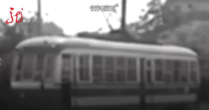 DƬ